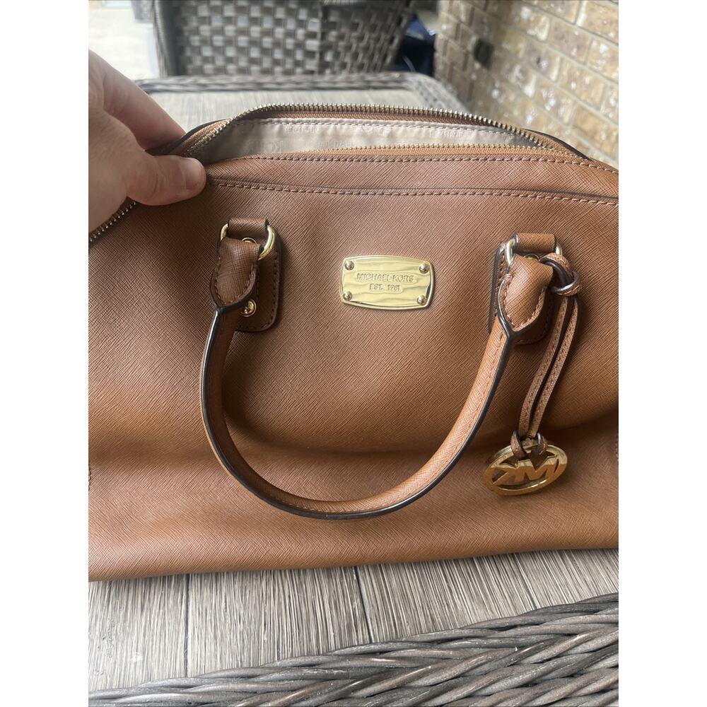 MICHAEL KORS Sandrine Saffiano Satchel Purse Tan Zipper Crossbody Hand Bag - Picture 14 of 14